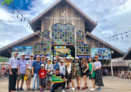Hình kỷ niệm đoàn du lịch Thái Lan khởi hành 6-6-2019